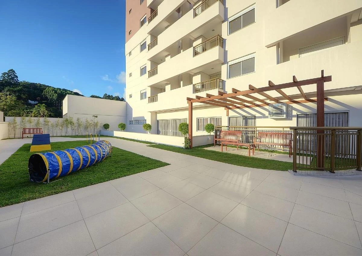 2-bedroom apartment with a mountain view — photo 41