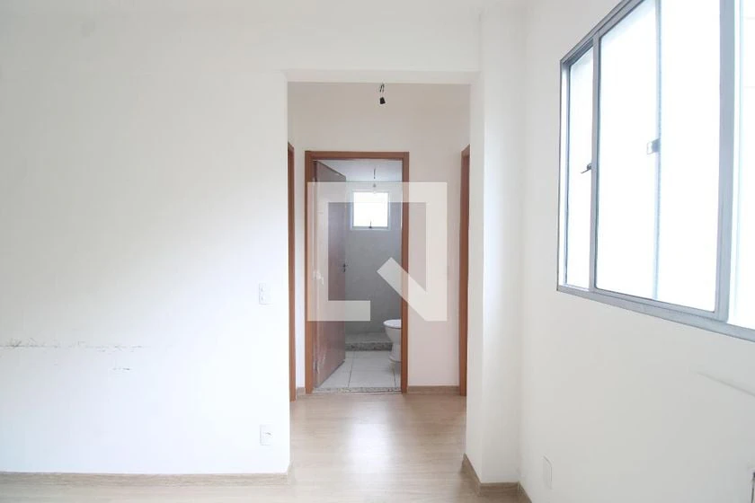Apartamento de 2 quartos em condomínio com piscina — photo 26