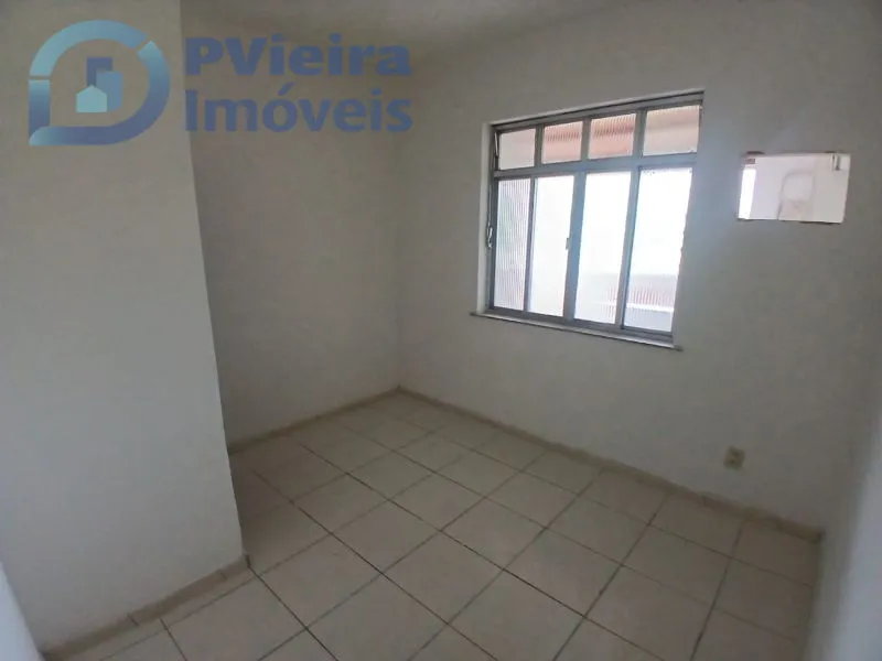 2-bedroom apartment with a mountain view — photo 21