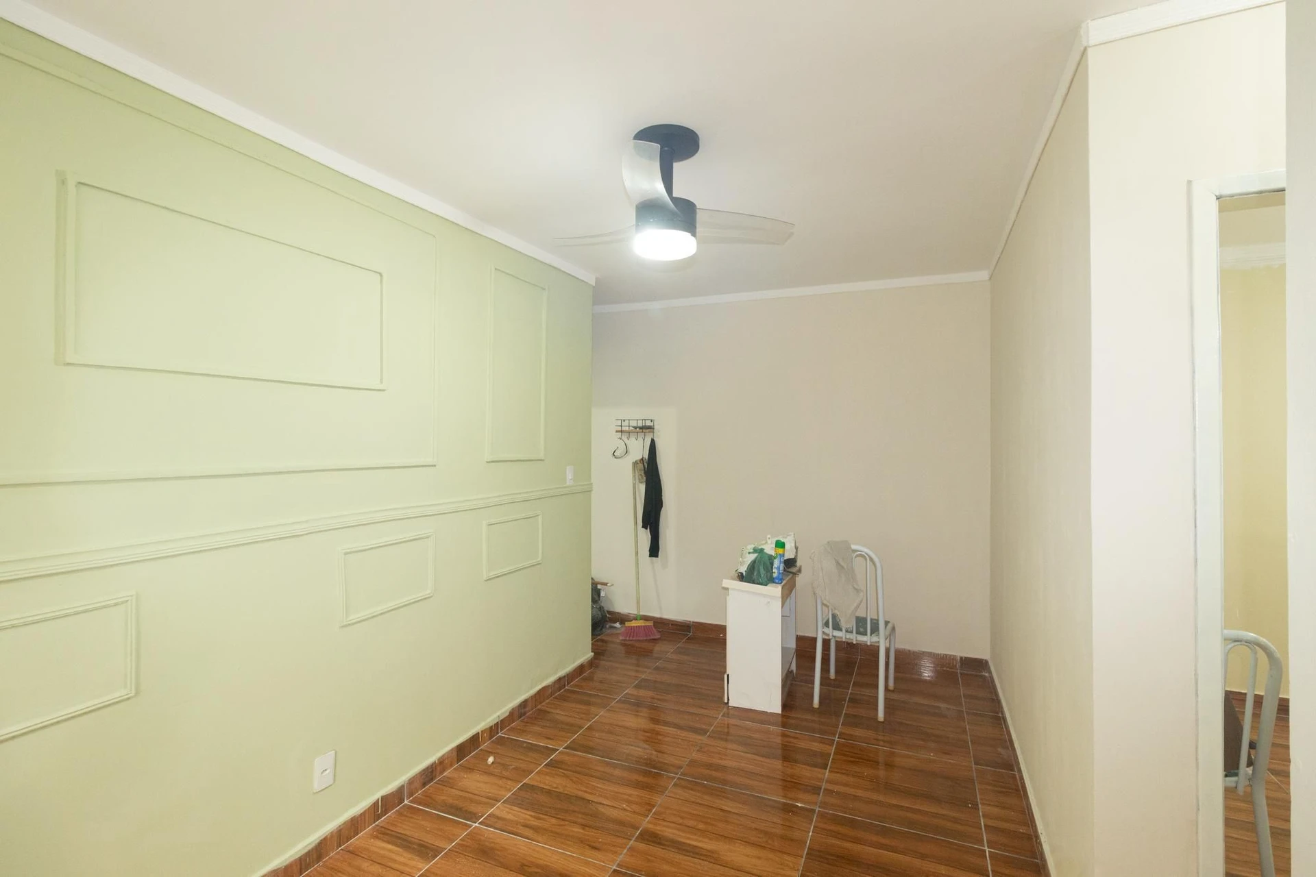 Unfurnished 2-bedroom apartment with 1 parking space — photo 13