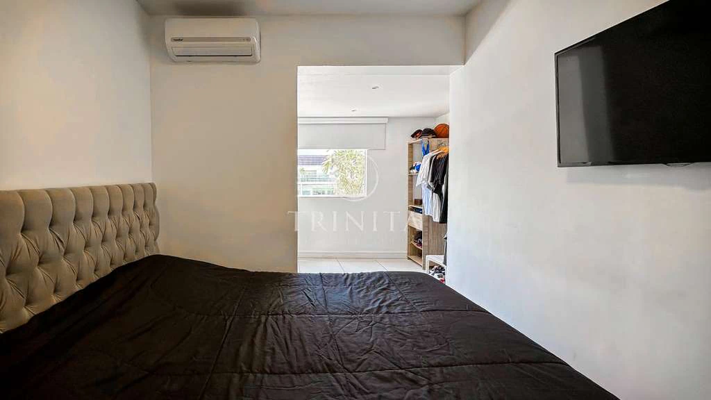 Furnished penthouse with 4 bedrooms, 200 m² and 3 parking — photo 9