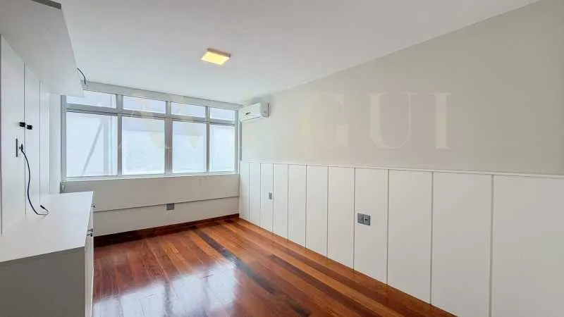 Apartment, 465 m², with floor-to-ceiling windows — photo 9