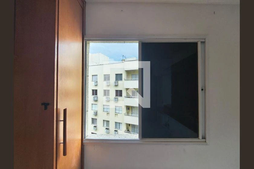 2-bedroom apartment in a building with a gym — photo 18