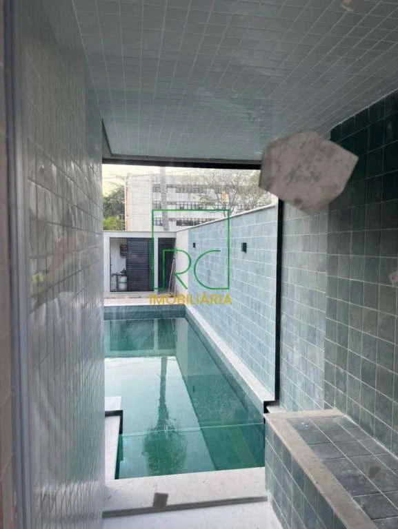 Furnished gated house with 5 en-suite bedrooms and 470 m² — photo 28