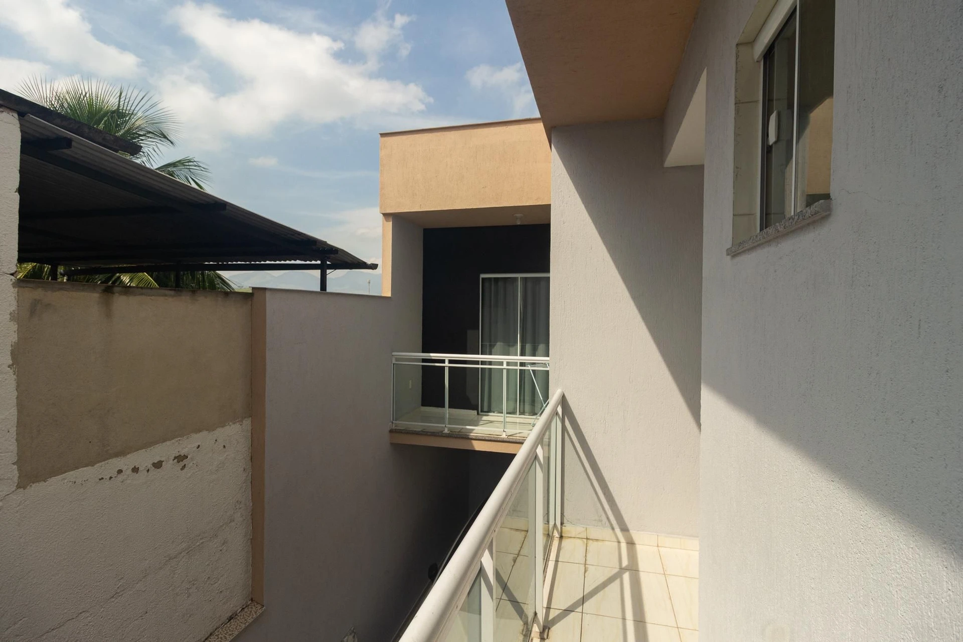 House with 2 bedrooms and balcony plus 1 parking space — photo 8