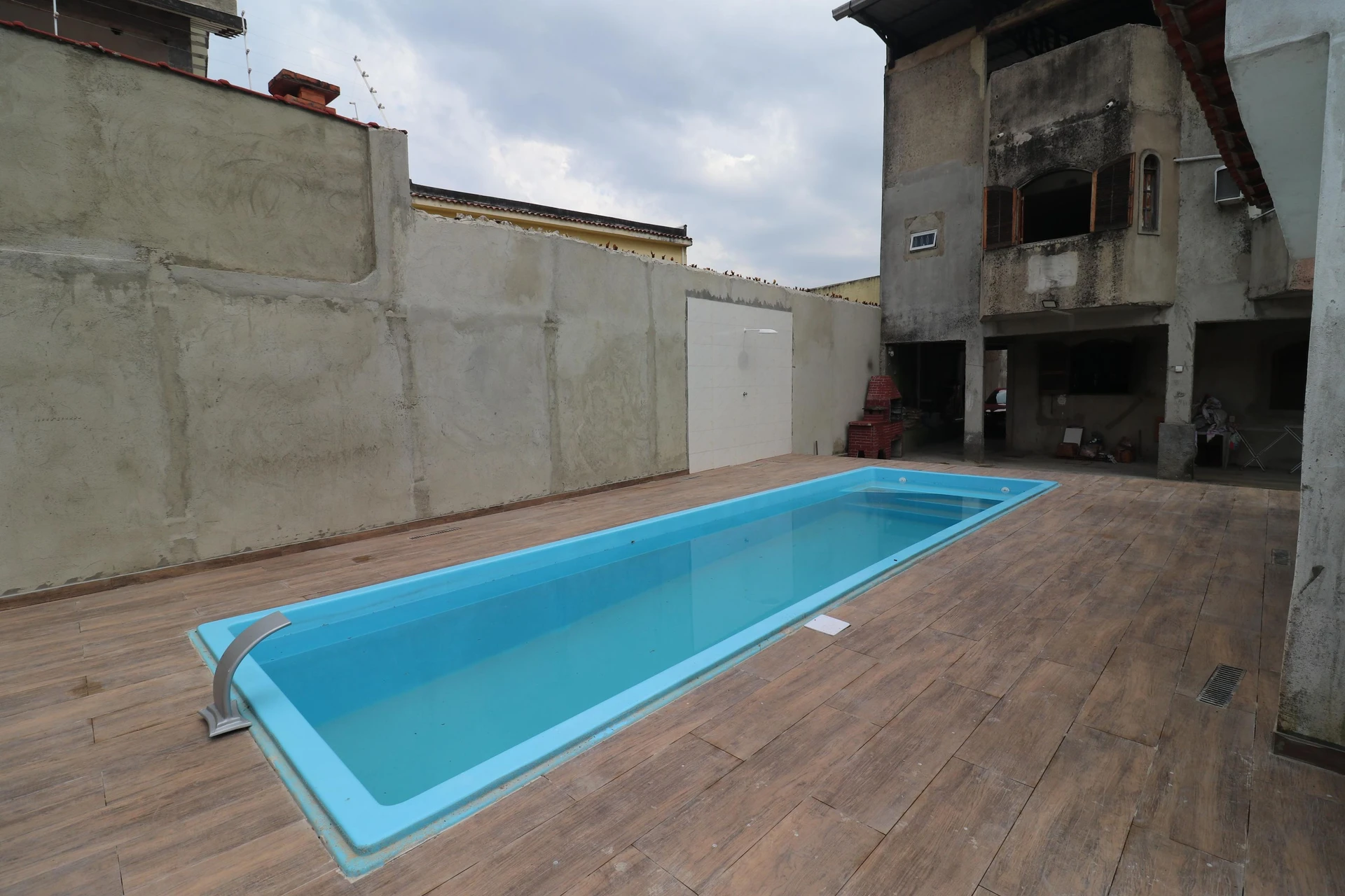 House with 4 suites and 3 parking spaces with private garden — photo 24