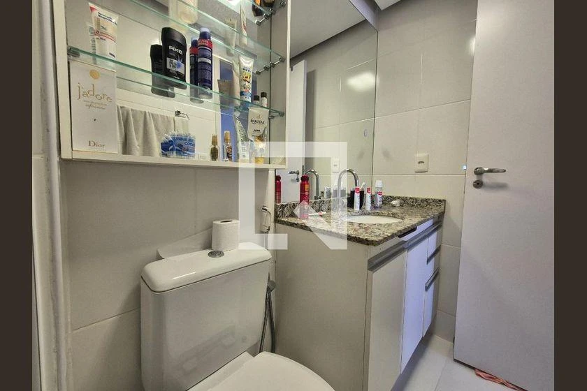 2-bedroom apartment in a building with a gym — photo 25