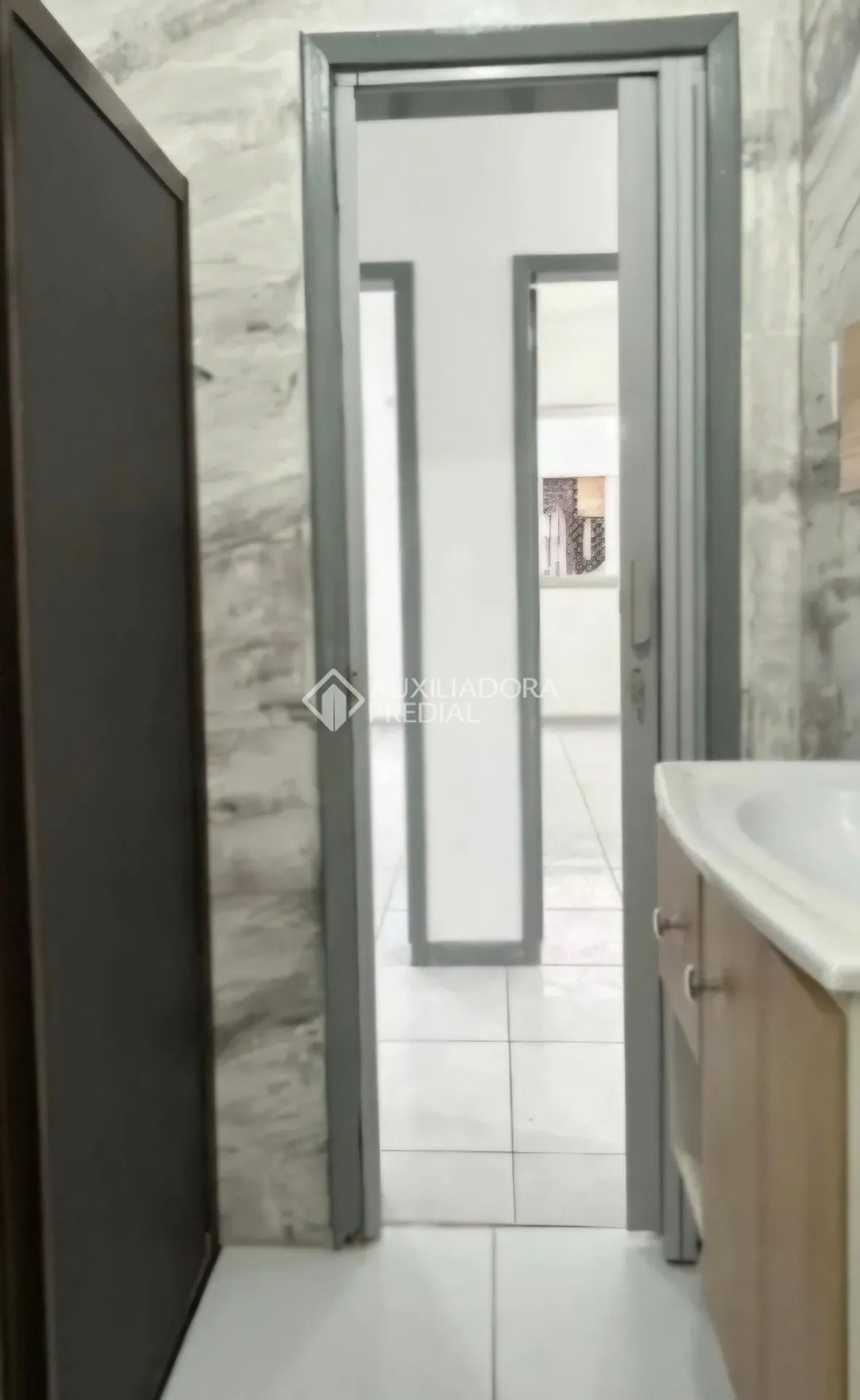 Apartamento de 2 quartos com cozinha fechada e 80 m² — photo 9
