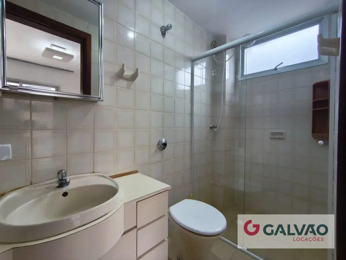 Walk-in closet in a 3-bedroom apartment, 79 m² — photo 16