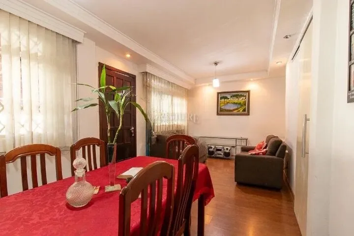 4-bedroom house with shared BBQ area — photo 2