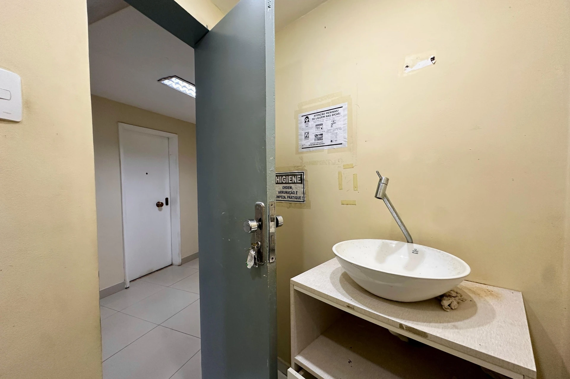 Apartment with 2 bedrooms and air conditioning, no parking — photo 21