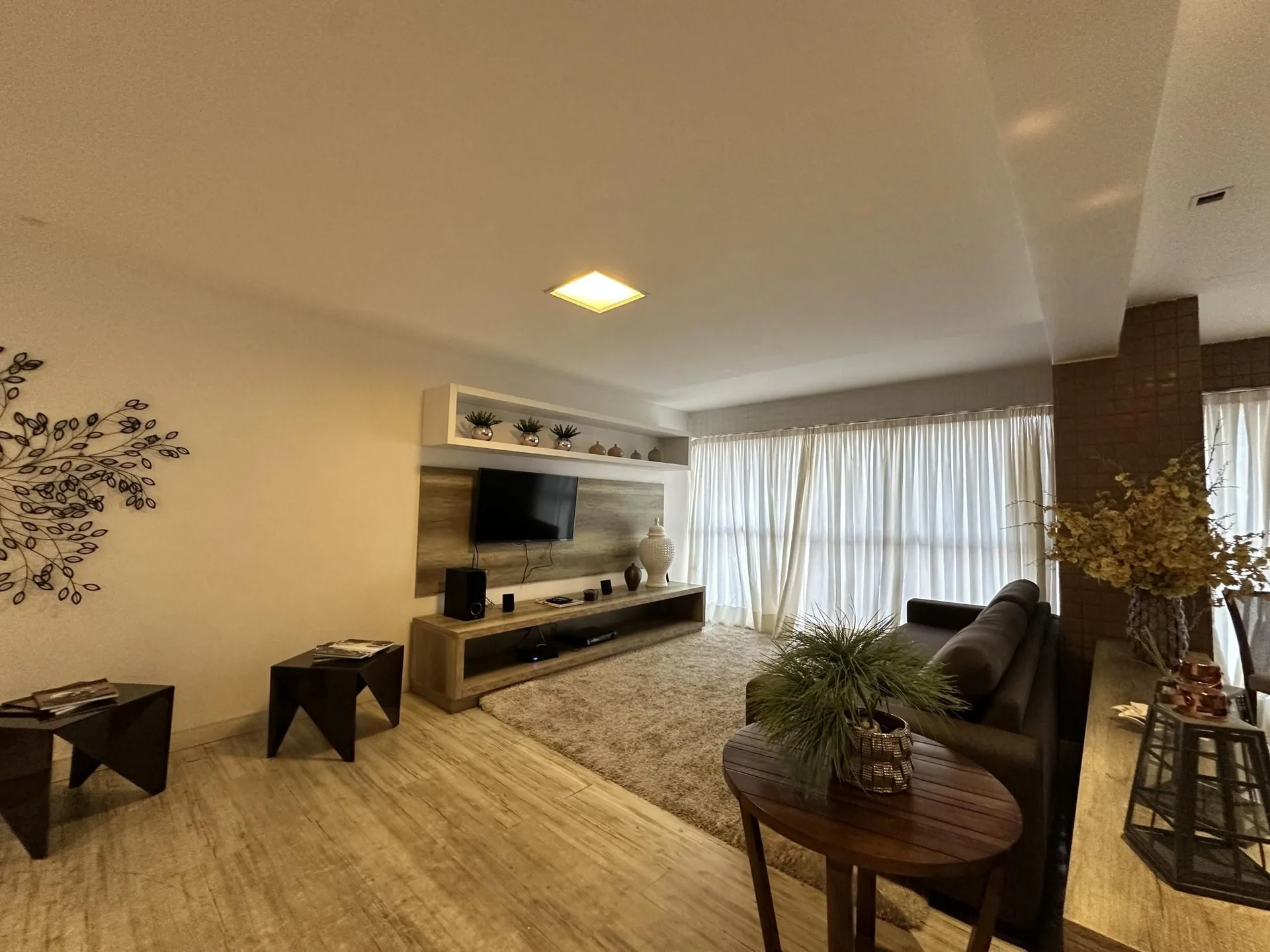 2-bedroom apartment with floor-to-ceiling windows — photo 20