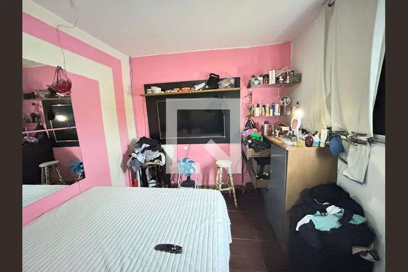 55 m² apartment with 3 bedrooms and a laundry area — photo 5