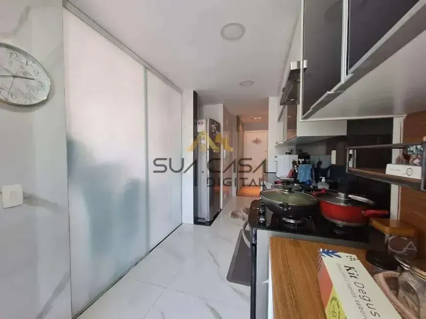 Furnished duplex with 3 bedrooms, 4 bathrooms and 208 m² — photo 17