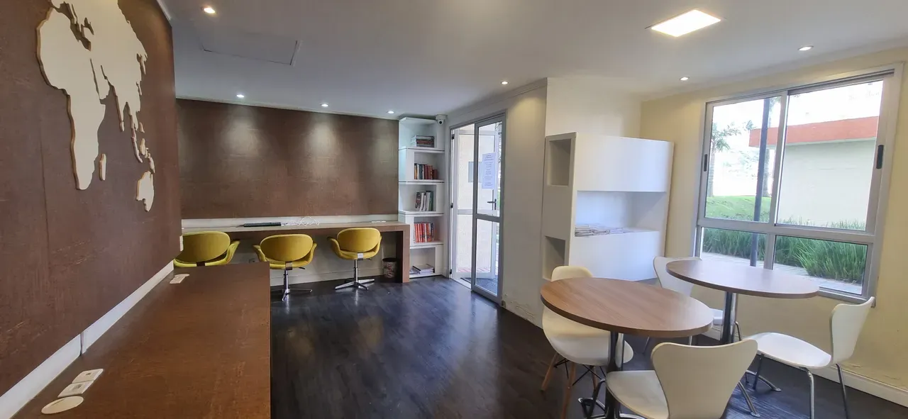 2-bedroom apartment with a washing machine in Curitiba — photo 24