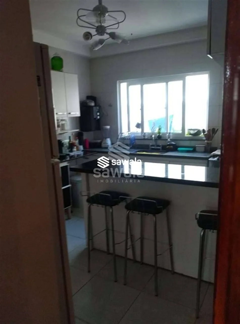 Casa mobiliada com 3 quartos e 4 banheiros, 250 m² — photo 8