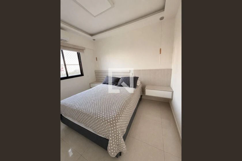 3-bedroom apartment in a building with a gym — photo 3