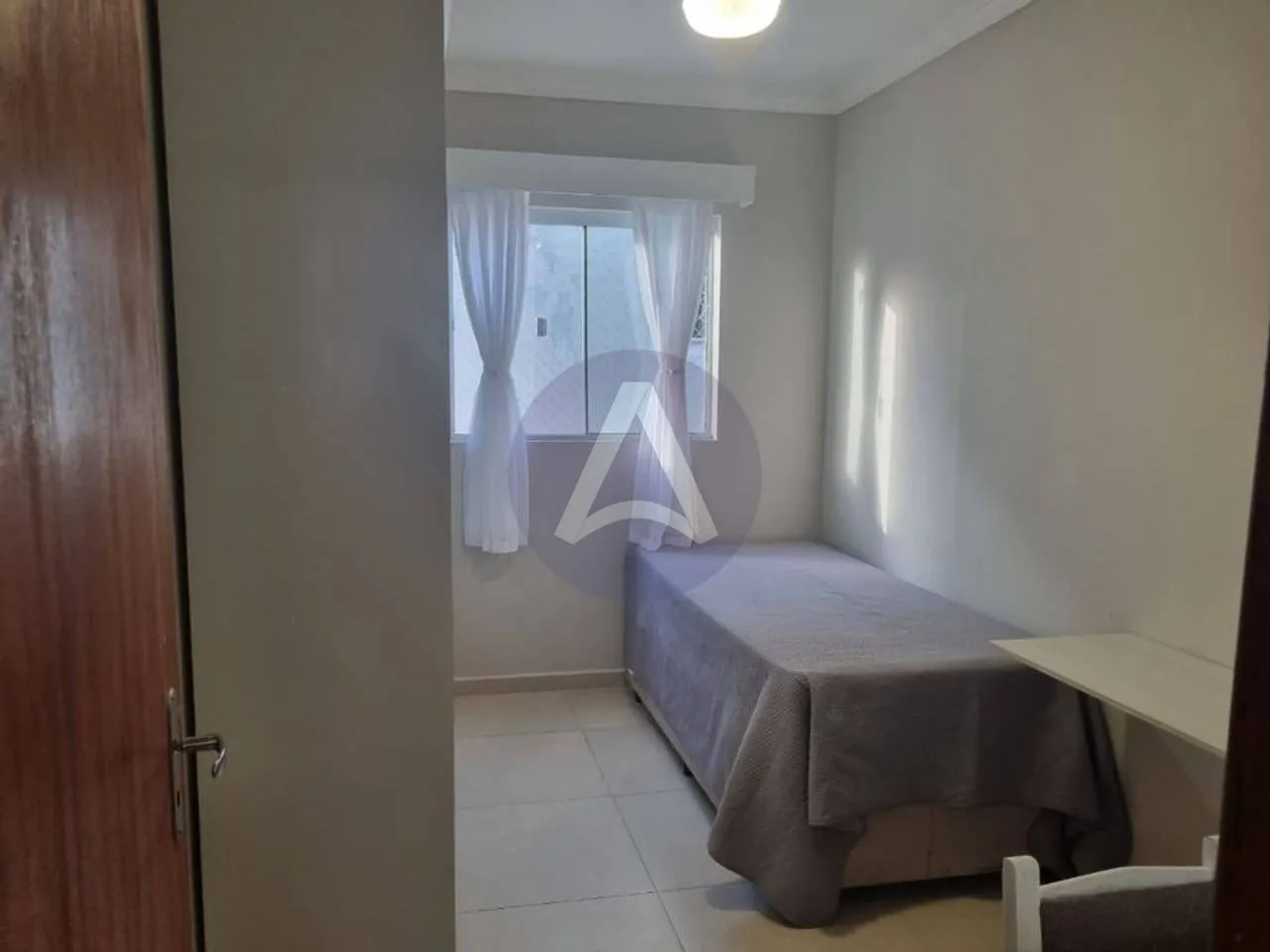 Furnished apartment, 90 m², with a grill on the balcony — photo 27