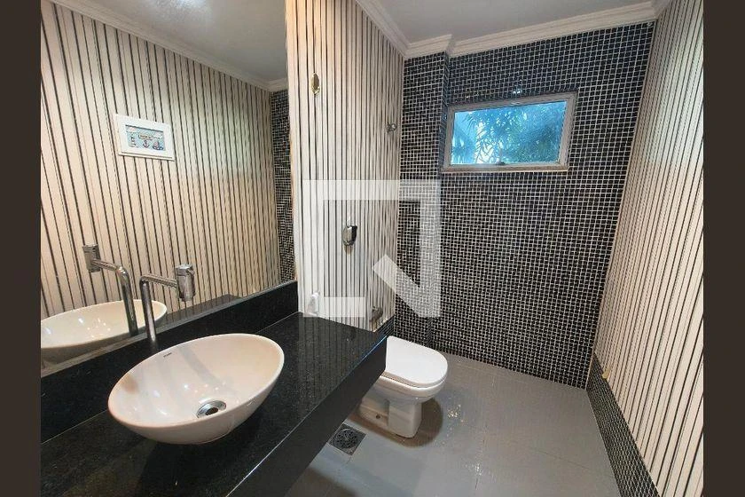 Condo house with 3 bedrooms and 180 m² — photo 32