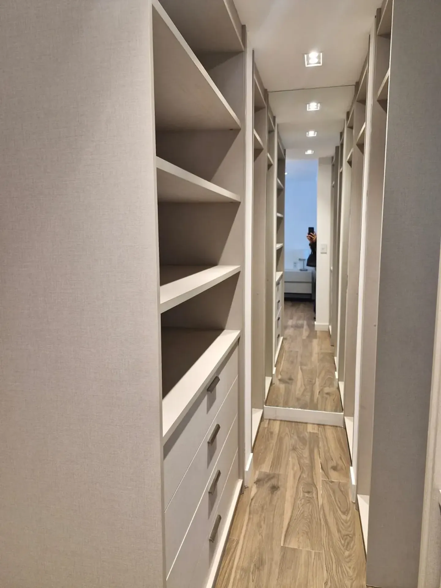 Furnished house, 280 m², with a water view — photo 30