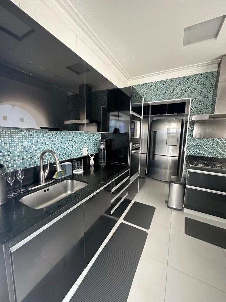 Furnished linear duplex with 200 m², 3 bedrooms — photo 7