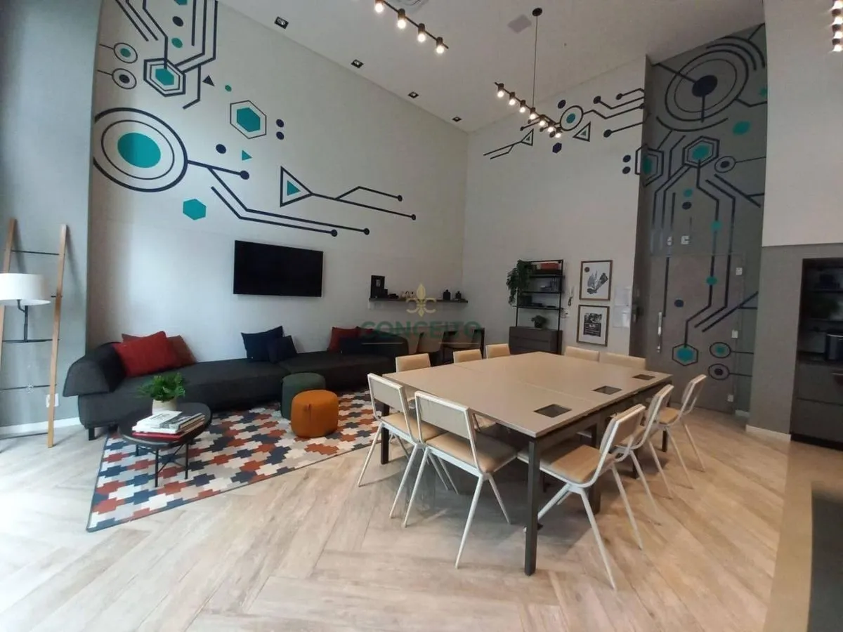One-bedroom apartment with a washing machine — photo 32