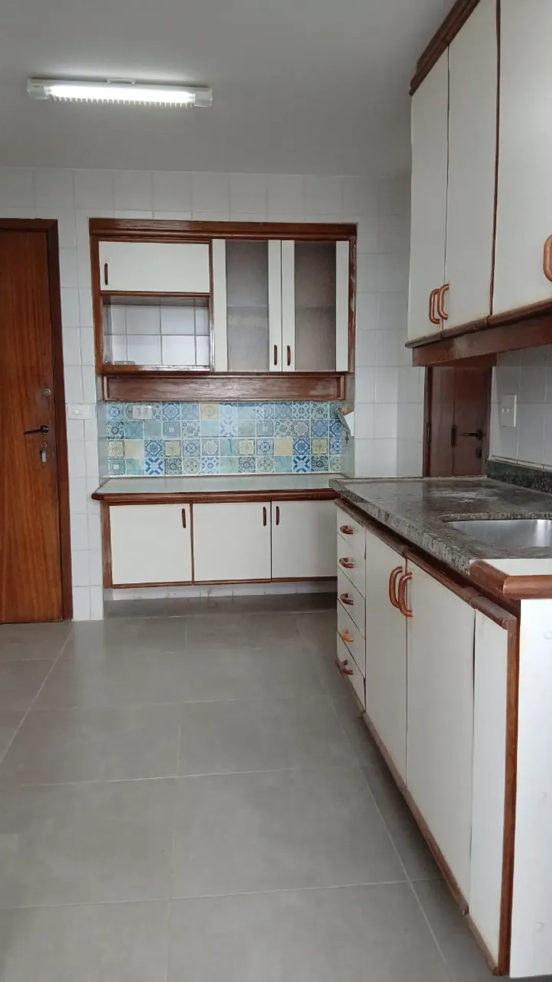 Вид на воду та 3 спальні: квартира 105 м² — photo 2