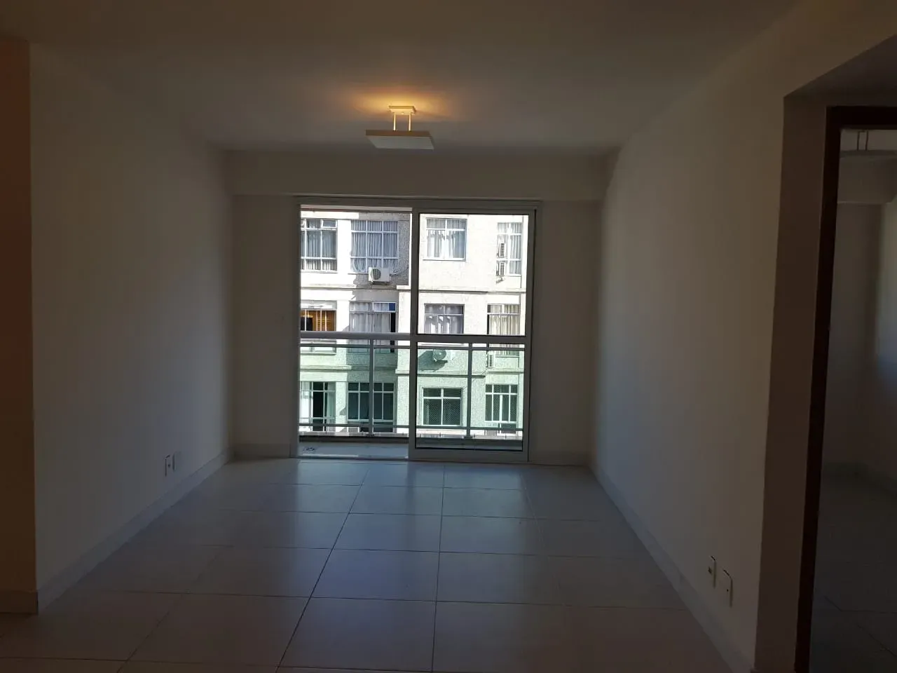 Балкон с грилем и 2 спальни: квартира 91 м² — photo 7