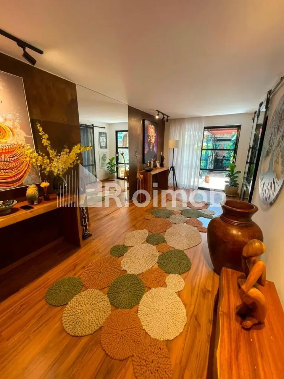 Furnished house with 5 bedrooms and 5 bathrooms — photo 13