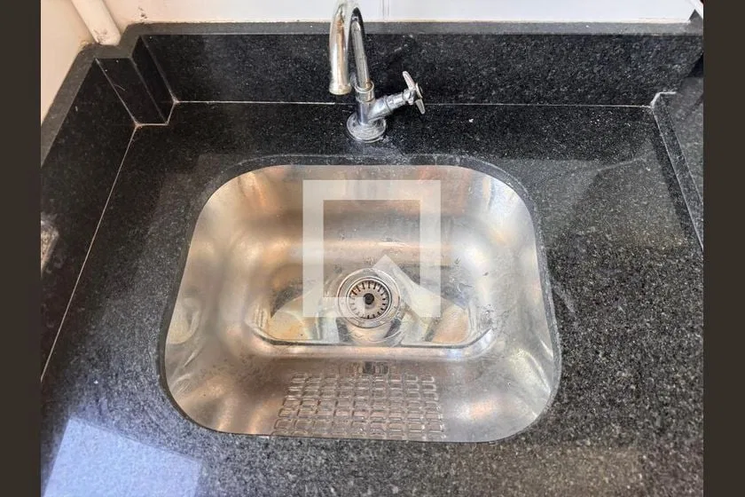 Apartamento de aluguel mobiliado com 2 quartos e varanda — photo 28