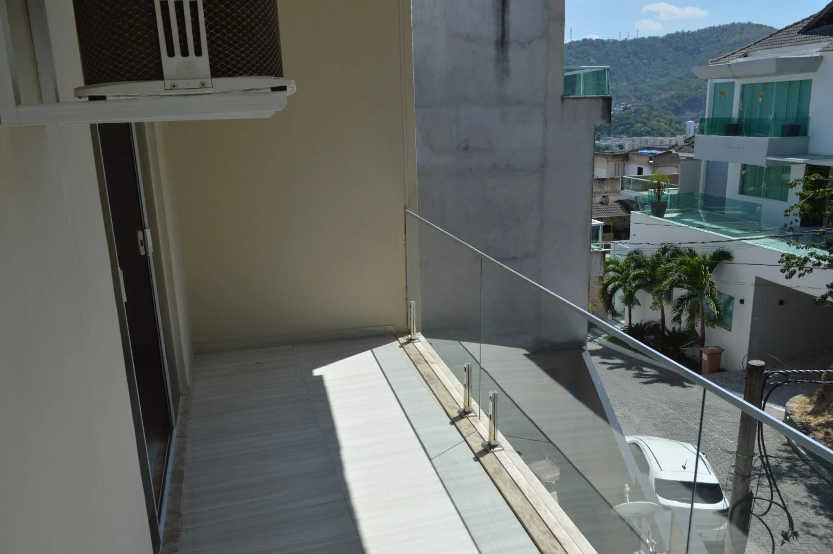 Ванна та 3 спальні: будинок 390 м² — photo 15