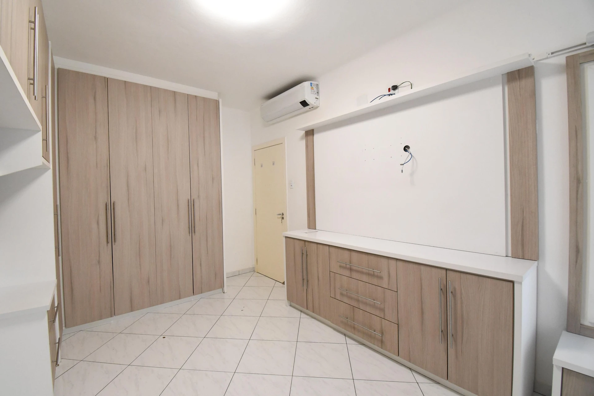 Furnished apartment, 68 m², with a washing machine — photo 18