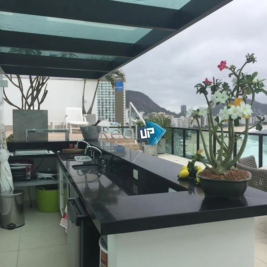 Furnished apartment with 4 bedrooms and an open kitchen — photo 9