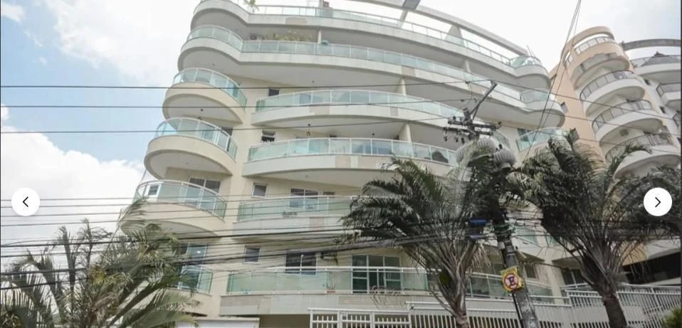 Apartamento com 4 quartos e varanda de vidro — photo 17