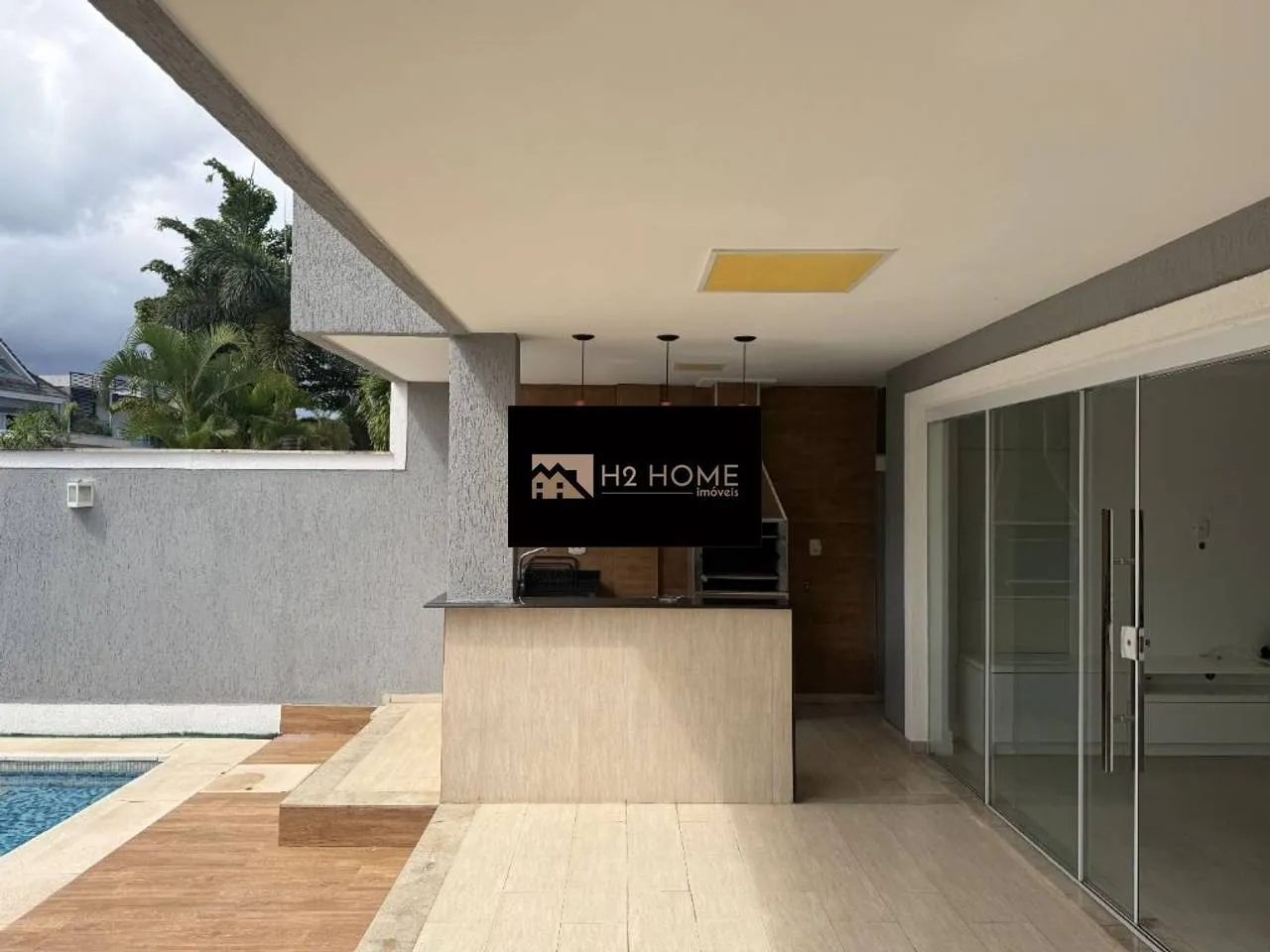 290 m² house with 4 bedrooms and 4 parking spots — photo 18