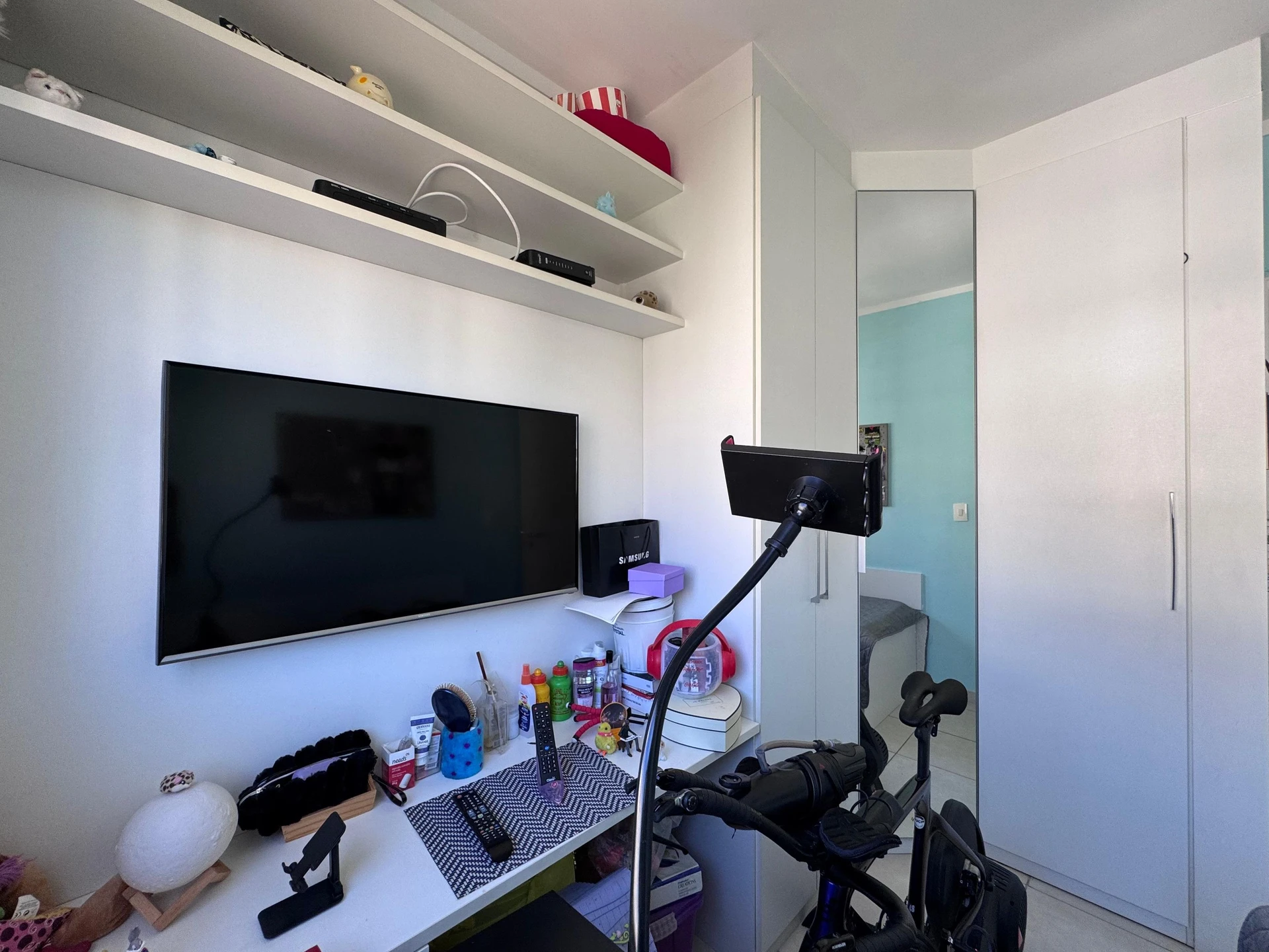 Apartamento mobiliado com 3 quartos e varanda e churrasqueira — photo 31