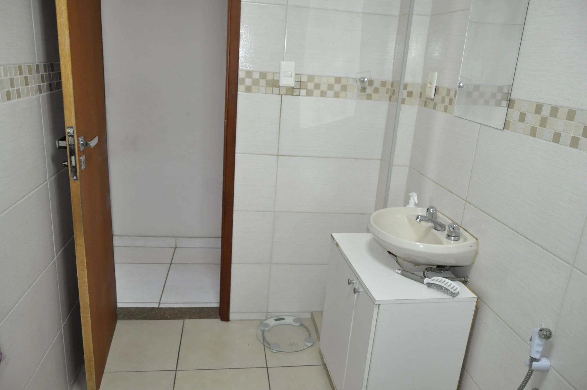 Apartamento mobiliado com 3 quartos e 2 banheiros — photo 29