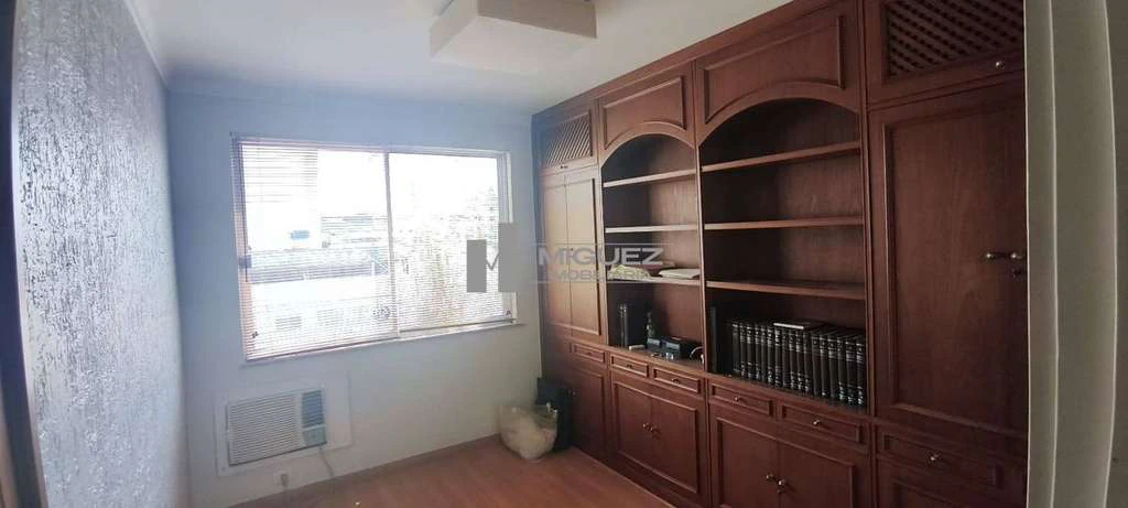 Furnished 321 m² apartment with 4 bedrooms and 2 parking — photo 4