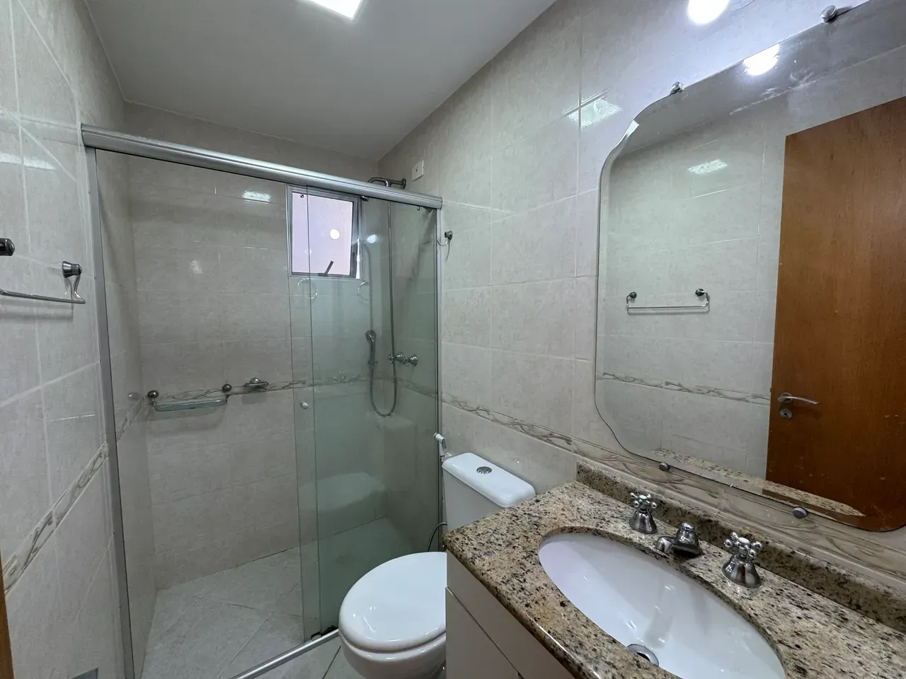 Furnished apartment with 3 bedrooms and a balcony grill — photo 12
