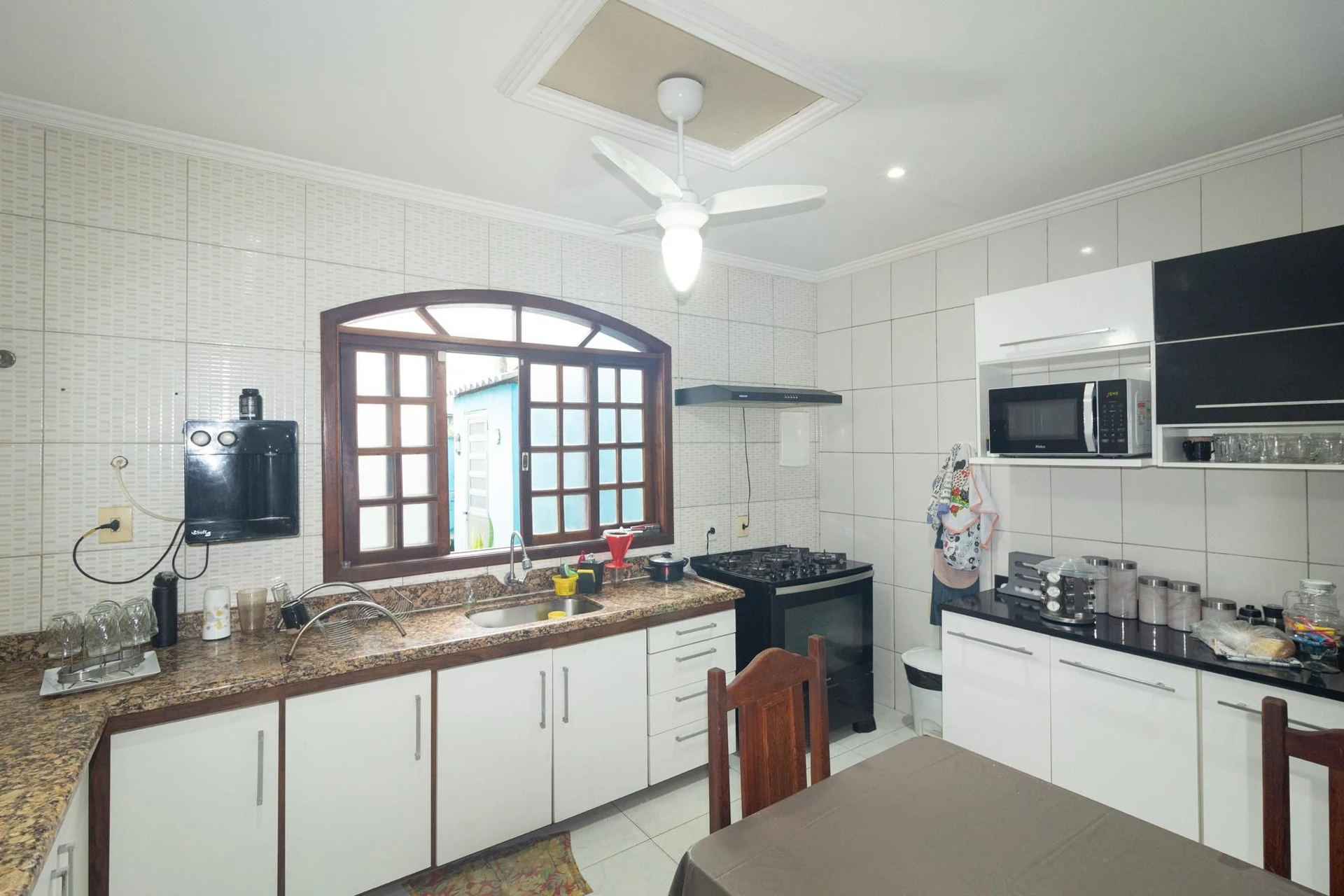 Furnished house, 360 m², with a garden — photo 25