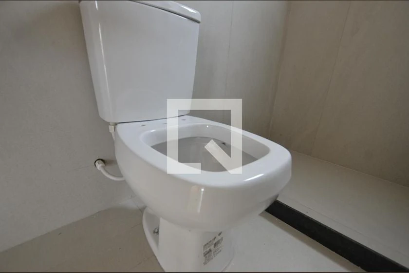 Apartamento de 3 quartos em condomínio com piscina — photo 9