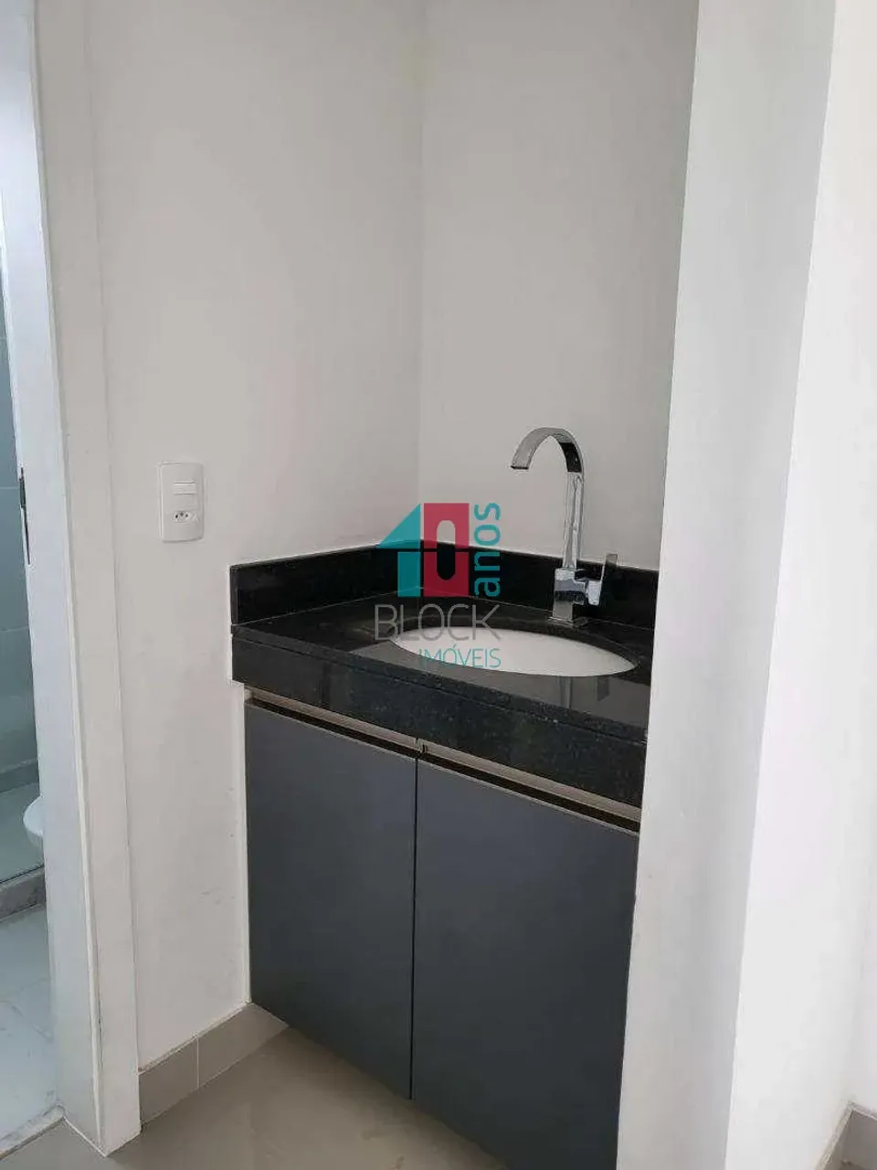 Apartamento de 1 quarto com varanda e vista — photo 8