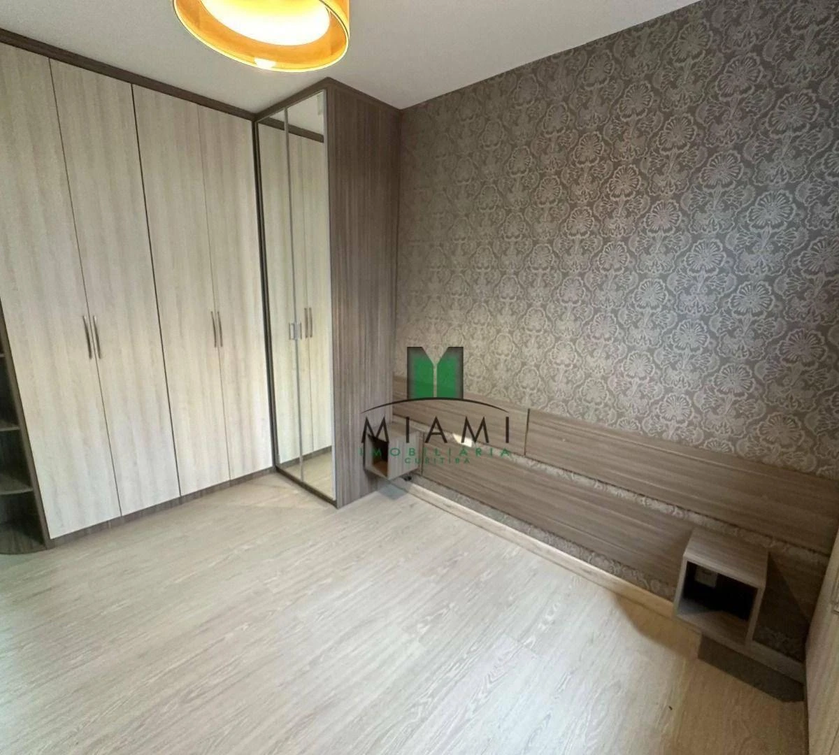 2-bedroom apartment with a washing machine — photo 31