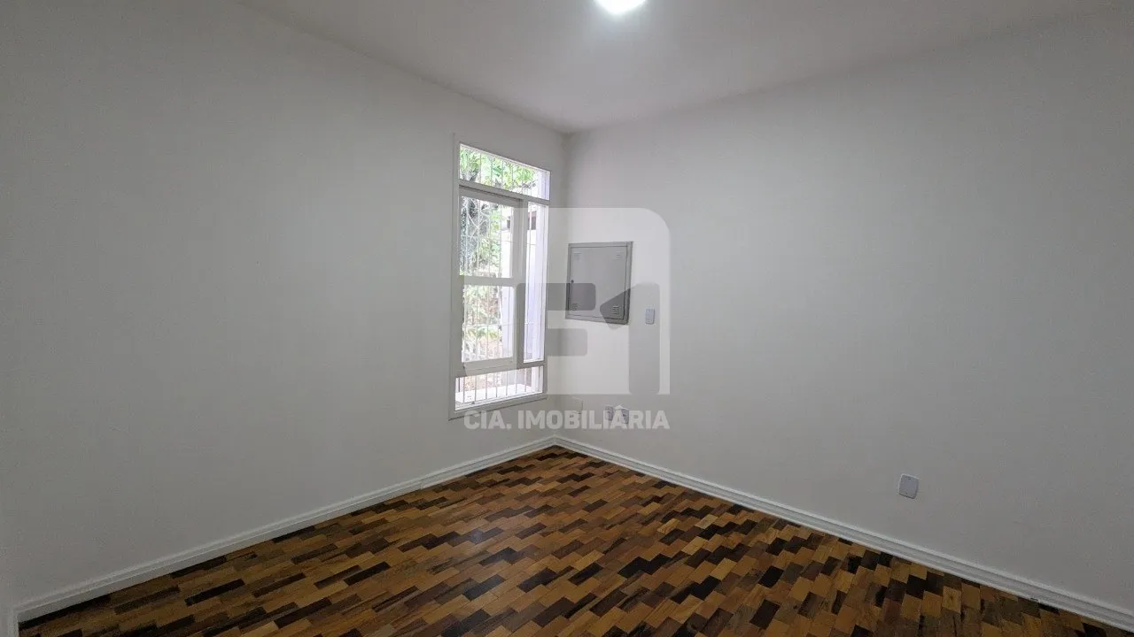 House with 6 bedrooms, en-suite and parking for 6 — photo 29