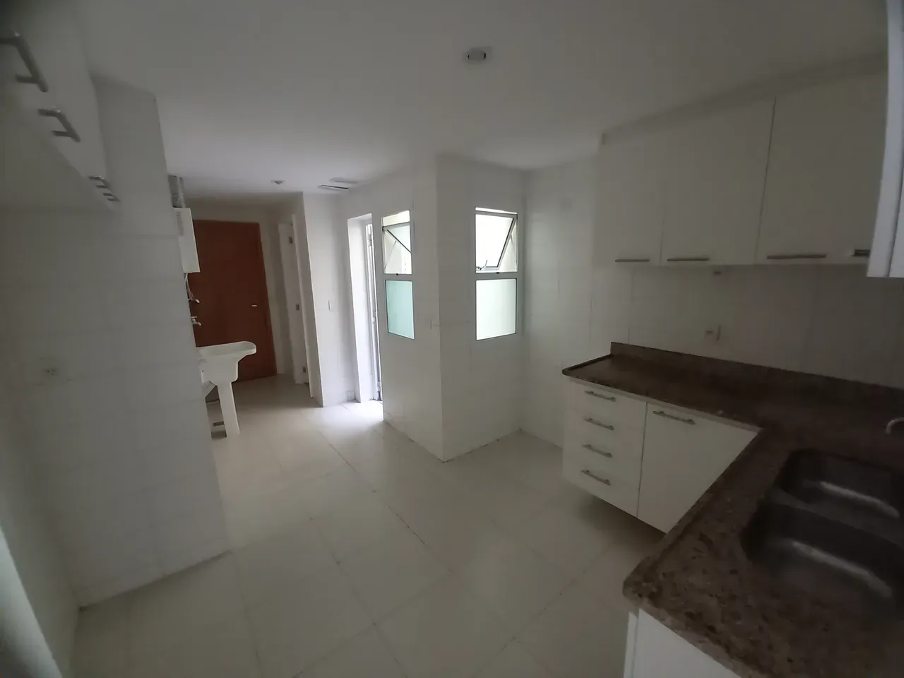 4-bedroom apartment with a jacuzzi — photo 2