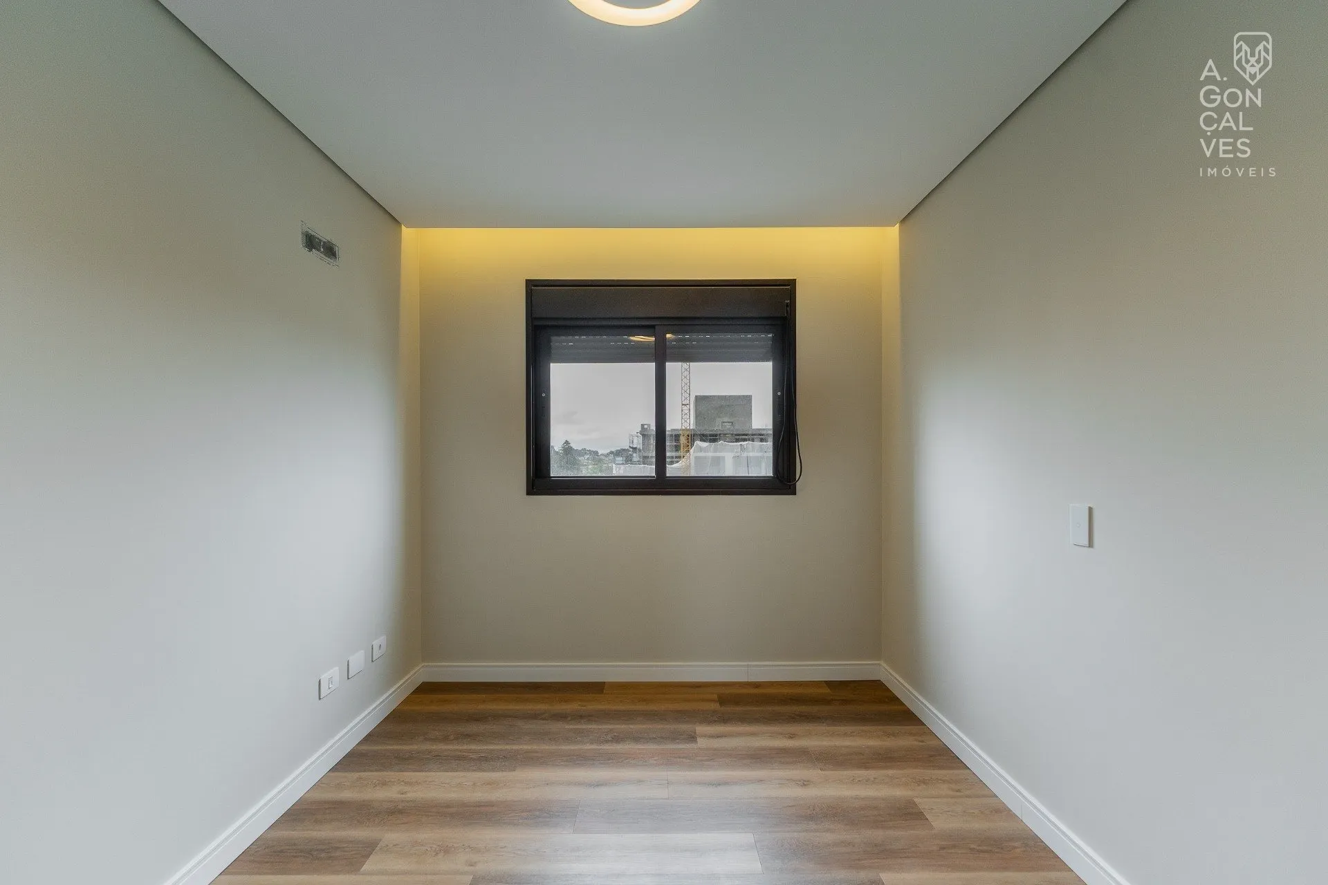 Apartment, 161 m², with floor-to-ceiling windows — photo 3