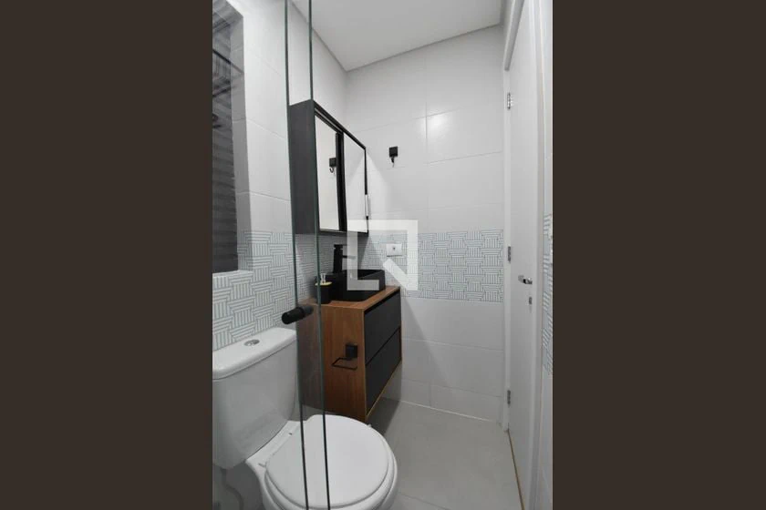 Furnished apartment, 36 m², with wood or laminate floors — photo 22