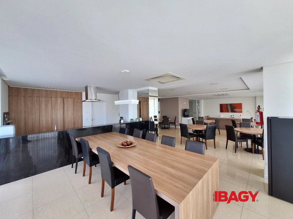 Apartment, 75 m², with a glass-enclosed balcony — photo 16