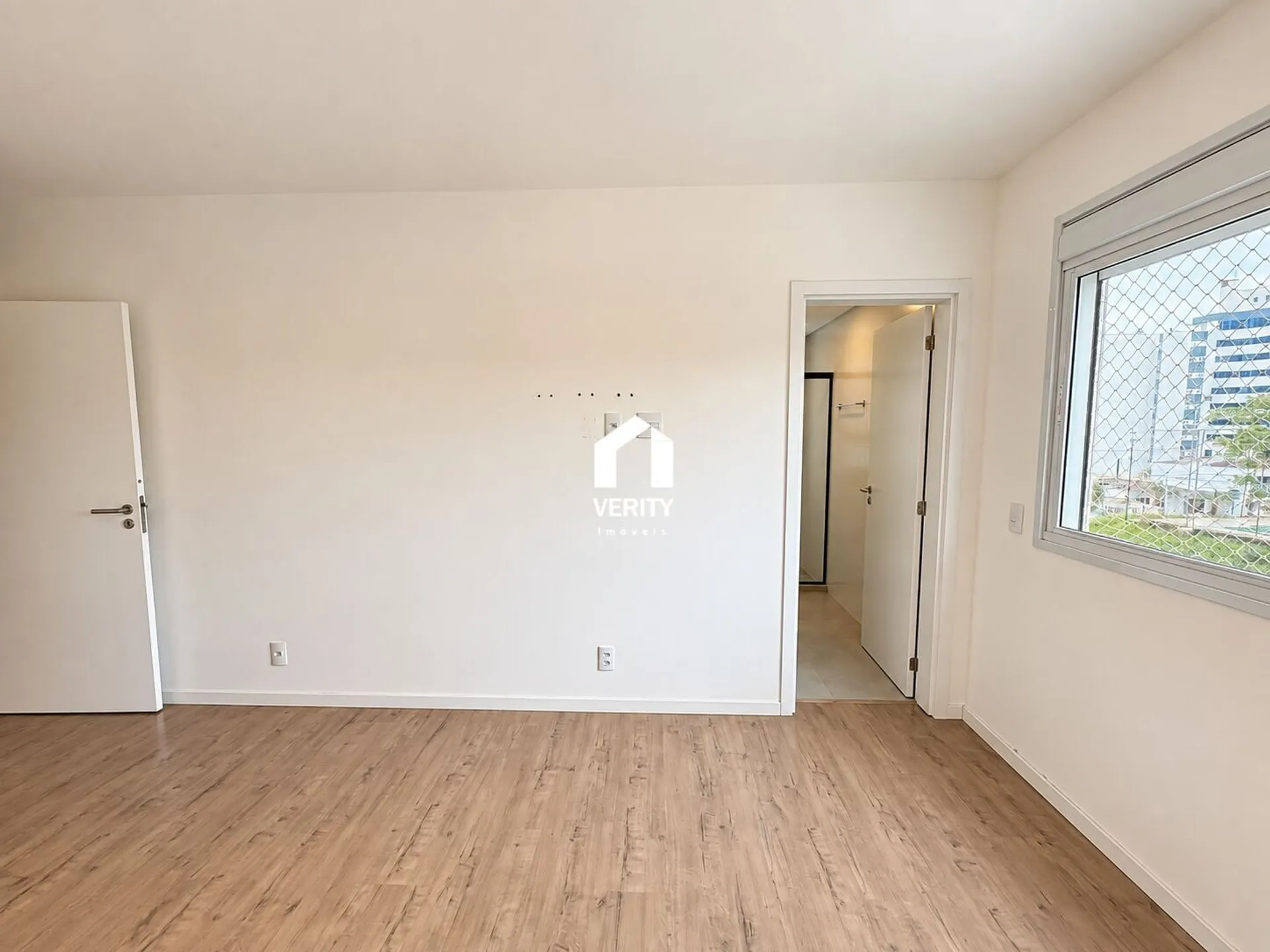 Apartment, 101 m², with a water view — photo 16