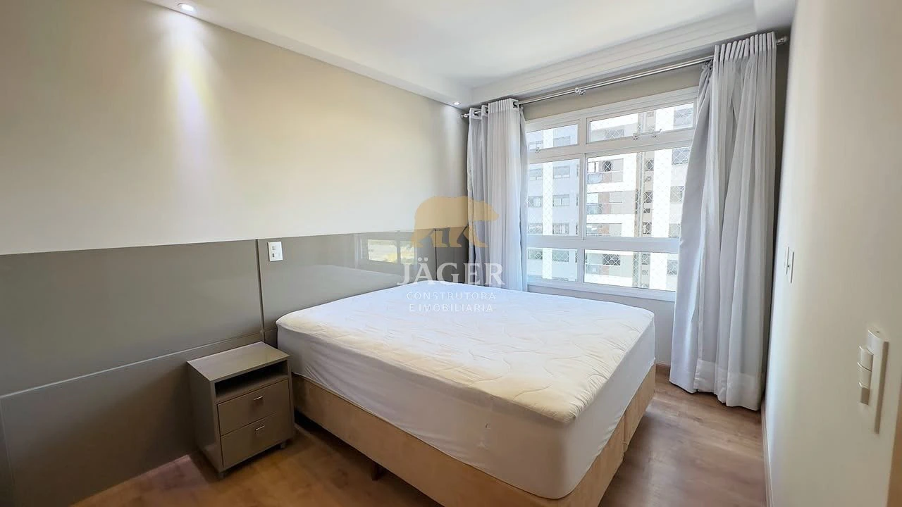 2-bedroom apartment with a home office — photo 5